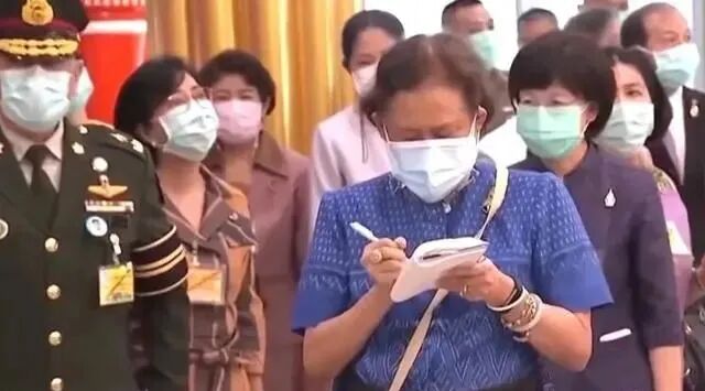 泰国甄嬛传番外篇也超狗血，泰王亲姐妹们受诅咒？一个过得比一个惨（组图） - 12