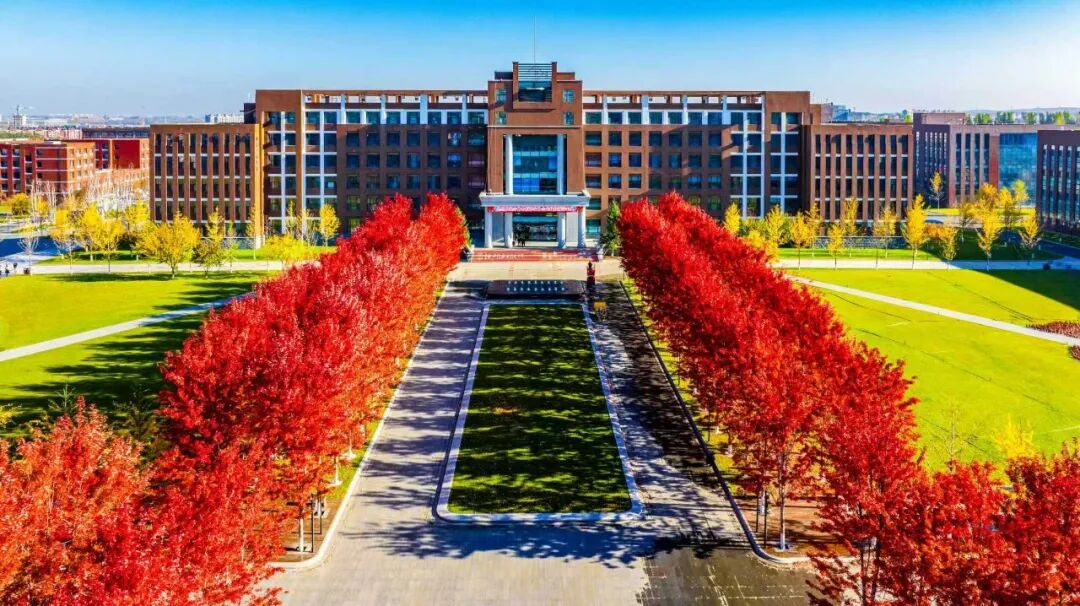 选择吉科十大理由之1：入学即入职！