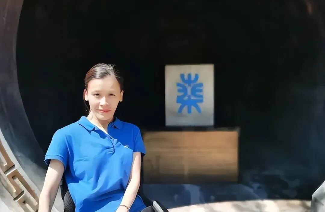 跳马冠军桑兰:从天选之子到高位截瘫,经历伤病的她理应幸福快乐