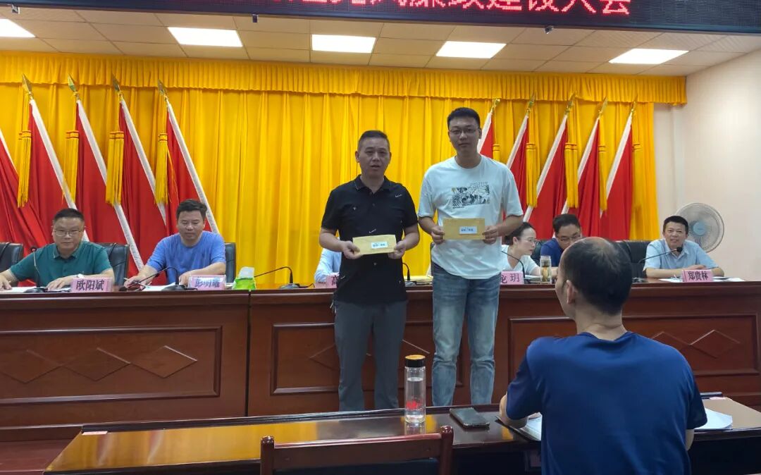 团结协作拼搏勇毅化成街道三比三争职工运动会