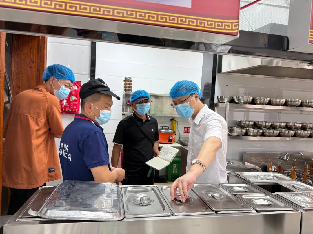 _护校 “食” 力上线！福州四部门 “突击” 检查校园餐！_护校 “食” 力上线！福州四部门 “突击” 检查校园餐！