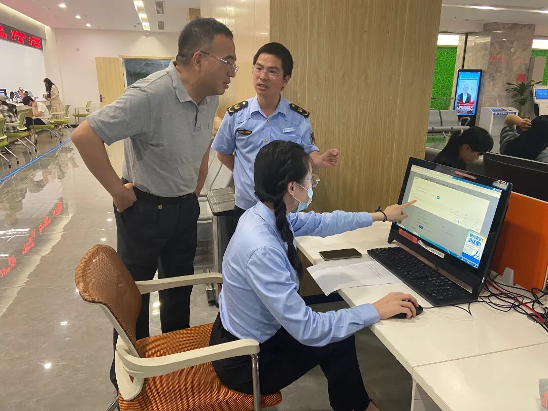 福州市监管支队支队长__福州市监察局局长