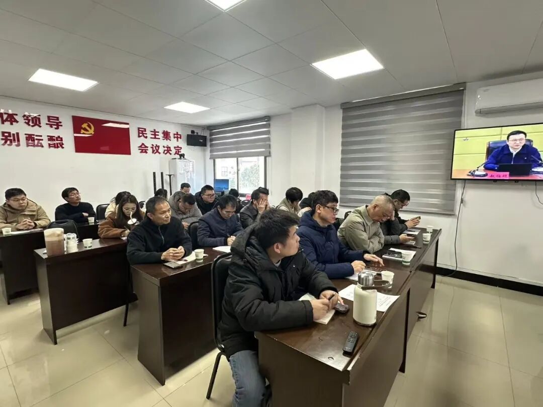 _普法深入人心_普法惠民法治建设
