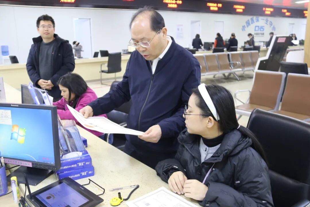 _福州监管局电话_福州市监察局局长