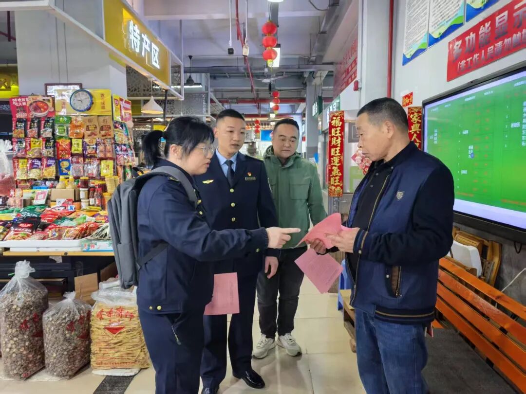 普法深入人心_普法惠民法治建设_