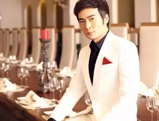 头婚被妻子戴绿帽，二婚6年无性无爱，“古装第一男神”成了第二个贾乃亮？（组图） - 9
