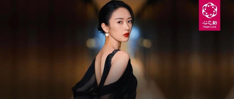 遭性侵，被家暴，出道即封杀，如今变身“双料视后”：童瑶，凭什么？