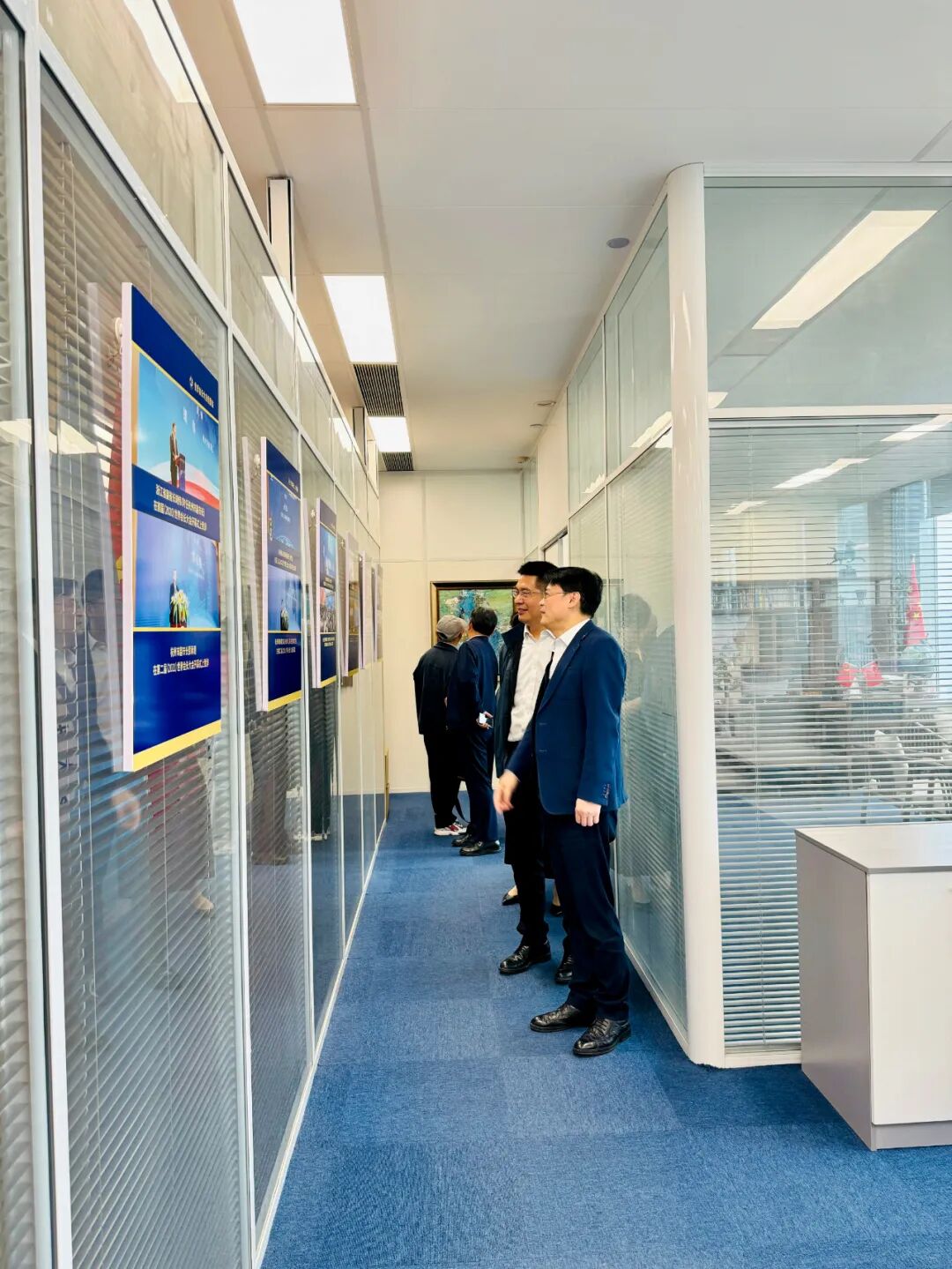 浙江省人民医院院长葛明华一行到访世界会长大会组委会座谈交流