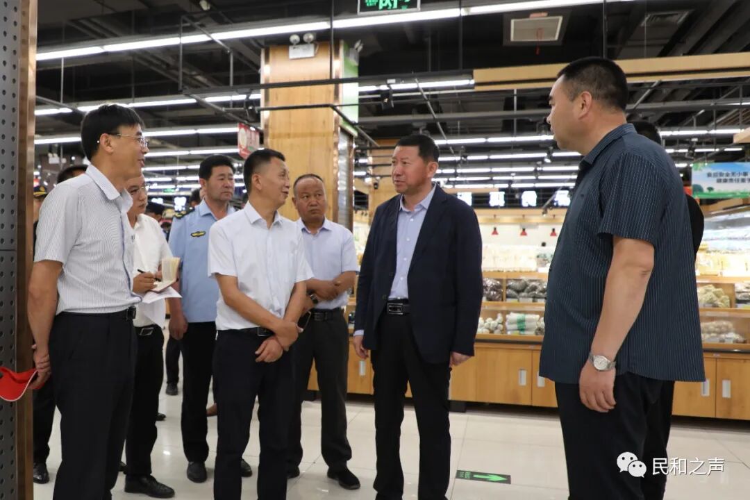 首页>新闻动态>今日民和7月5日,县委书记毛学鸿前往