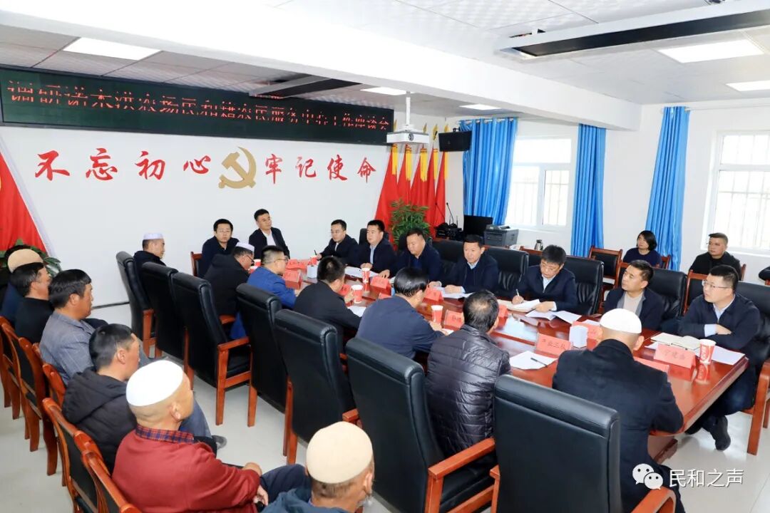 县委书记毛学鸿在海西诺木洪农场民和籍农民服务中心调研时强调 用情