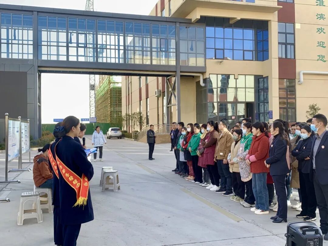 转发 | 新华网关注！特发政务助力河南淮滨：政务服务“送上门” 企业群众少跑路