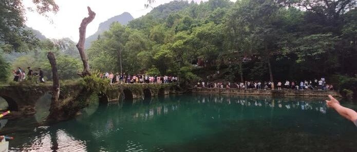 “五一”假期前三天，贵州旅游有多热→