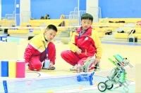 贵阳市第九届中小学机器人大赛暨第三届创客大赛开赛