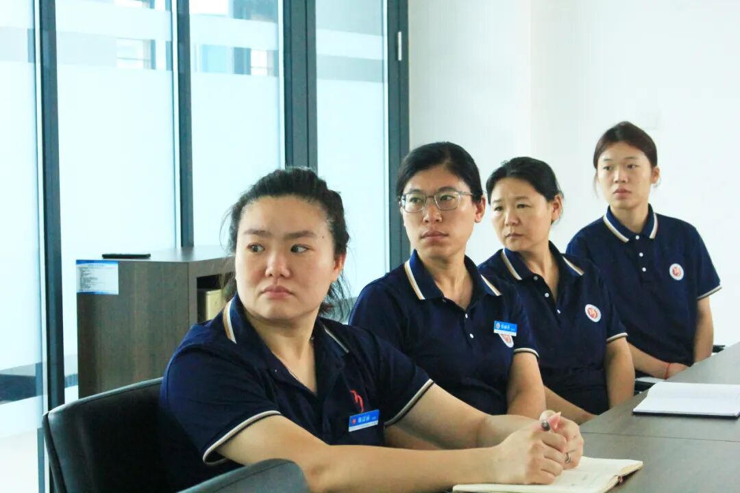 【阅兵展国威 吾辈当自强】山东运河职业中专全体师生共同观看阅兵仪式(图17)