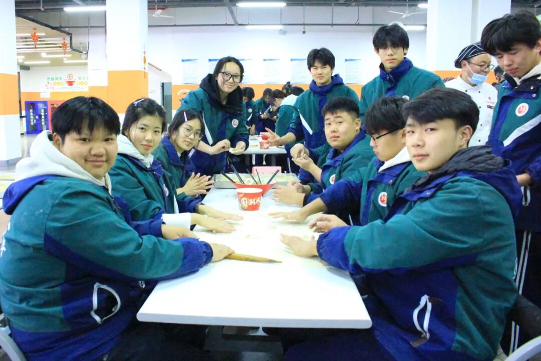 喜迎元旦，情暖校园——山东运河职业中专元旦包水饺活动(图41)