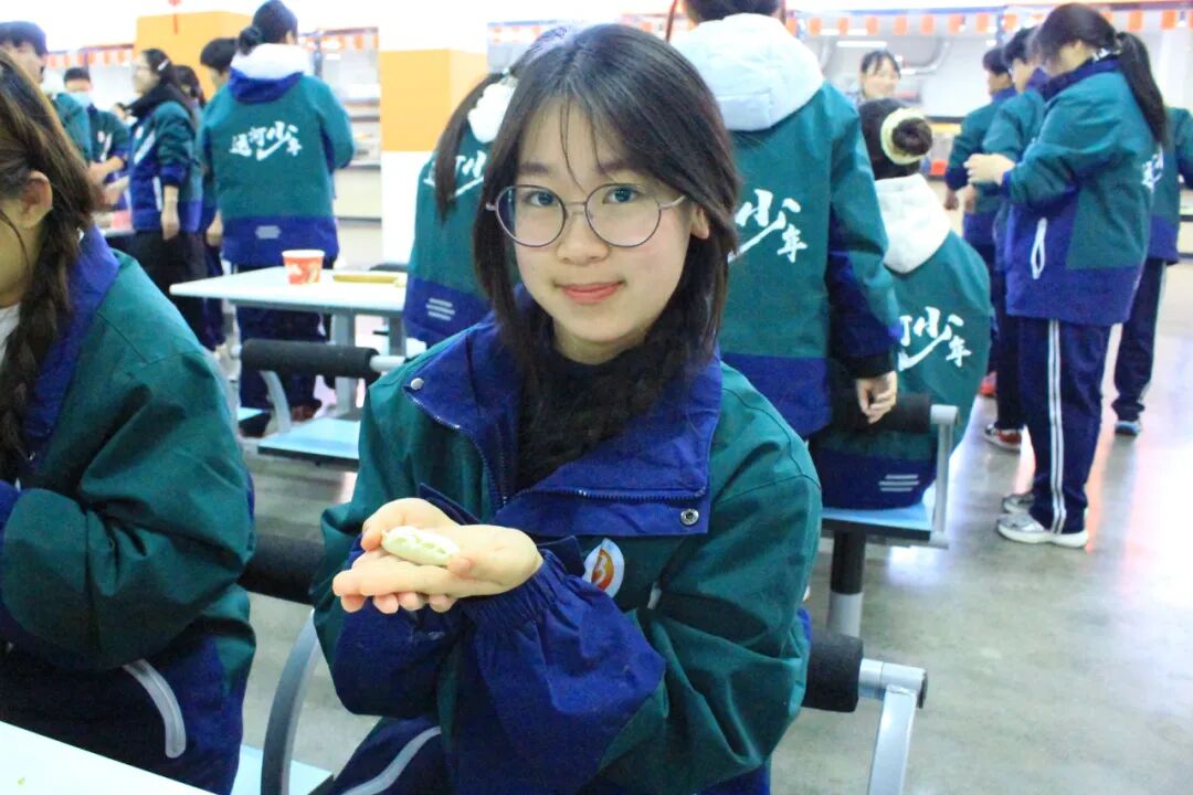 喜迎元旦，情暖校园——山东运河职业中专元旦包水饺活动(图42)