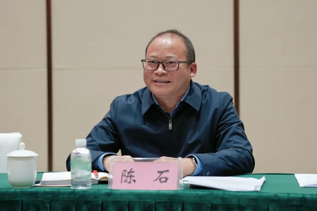 陈石代表盘州市委,市政府,向永荣集团对盘州的关心支持,对项目的积极