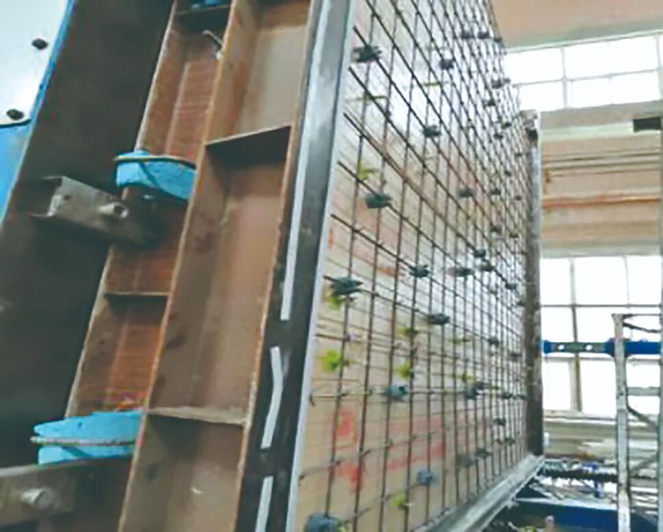 装配式夹心保温外墙板立模生产技术研究