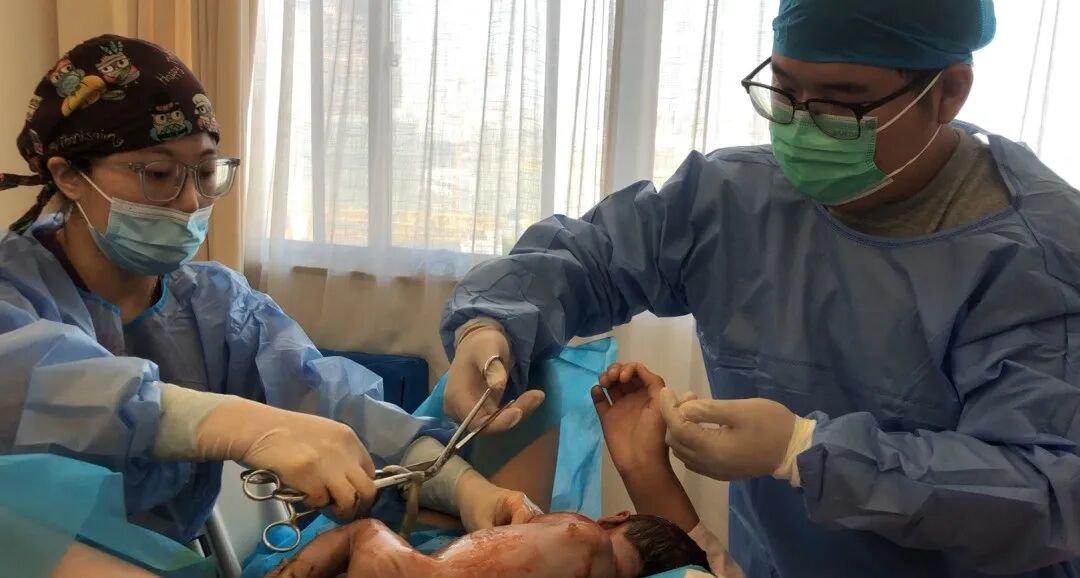 为什么剪脐带要先夹住剪脐带的时候，妈妈和宝宝会感觉到疼痛么？_https://www.jmylbn.com_新闻资讯_第9张