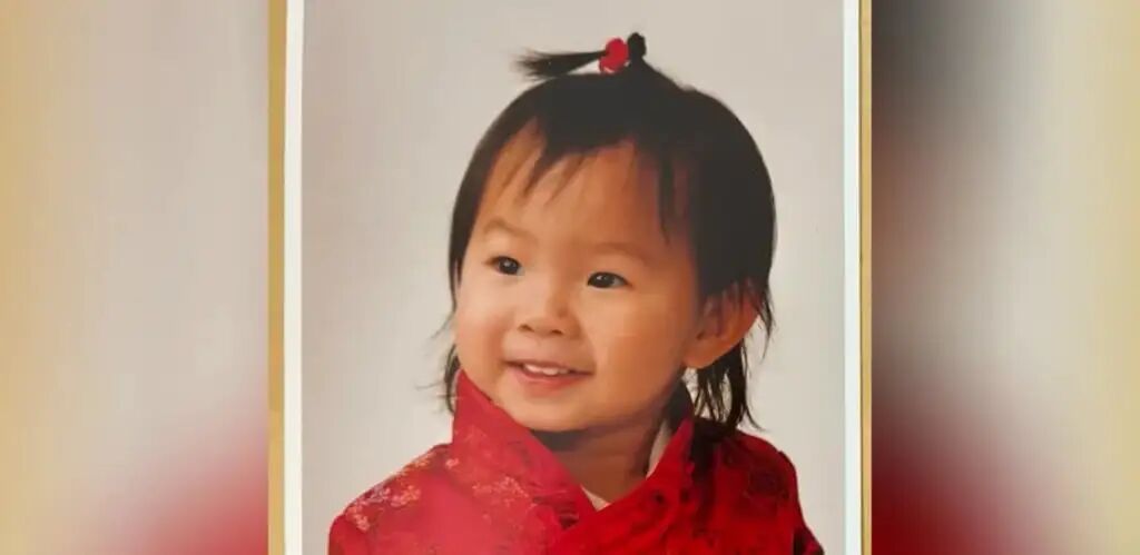 Swedish-Adopted Woman Reunites with Birth Family in Huaiyuan After 23 Years