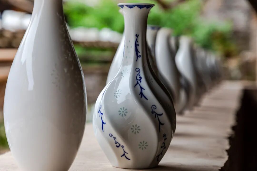 Jingdezhen Handicraft Porcelain Sites Gain UNESCO Heritage at 48th Session
