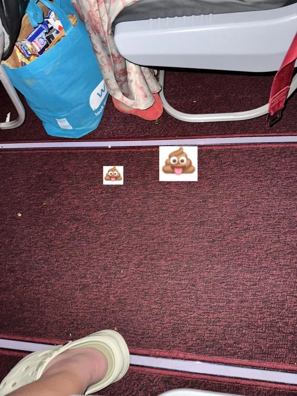AirAsia Flight AK1516 Odor Incident ： Passenger Defecates Near Seat on Malaysia-Shanghai Route