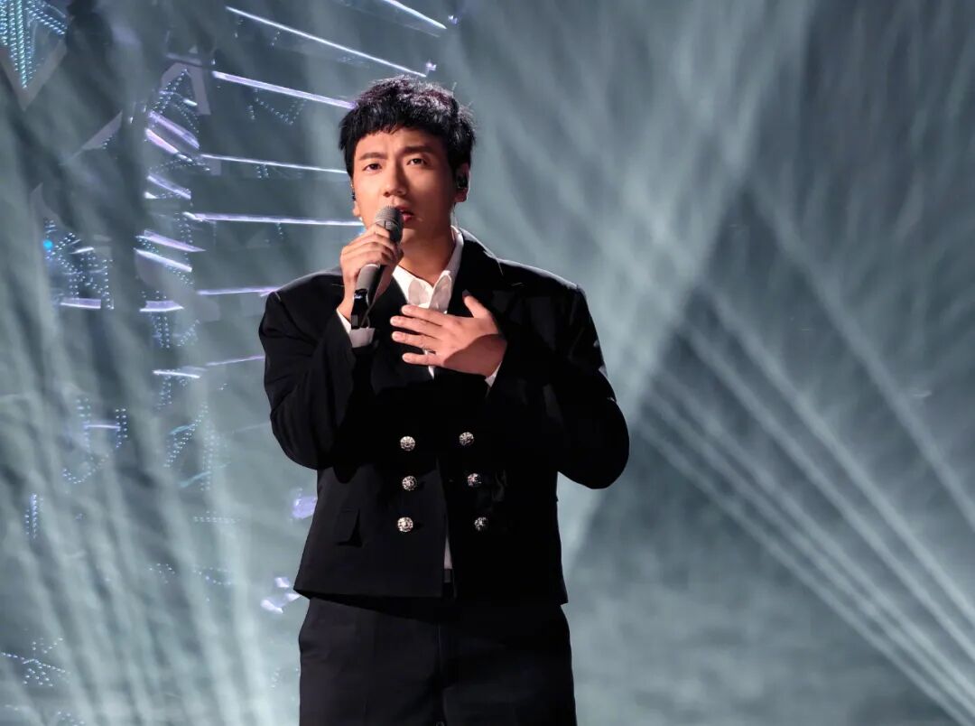 五旬老太守国门，一个能打的都没有？