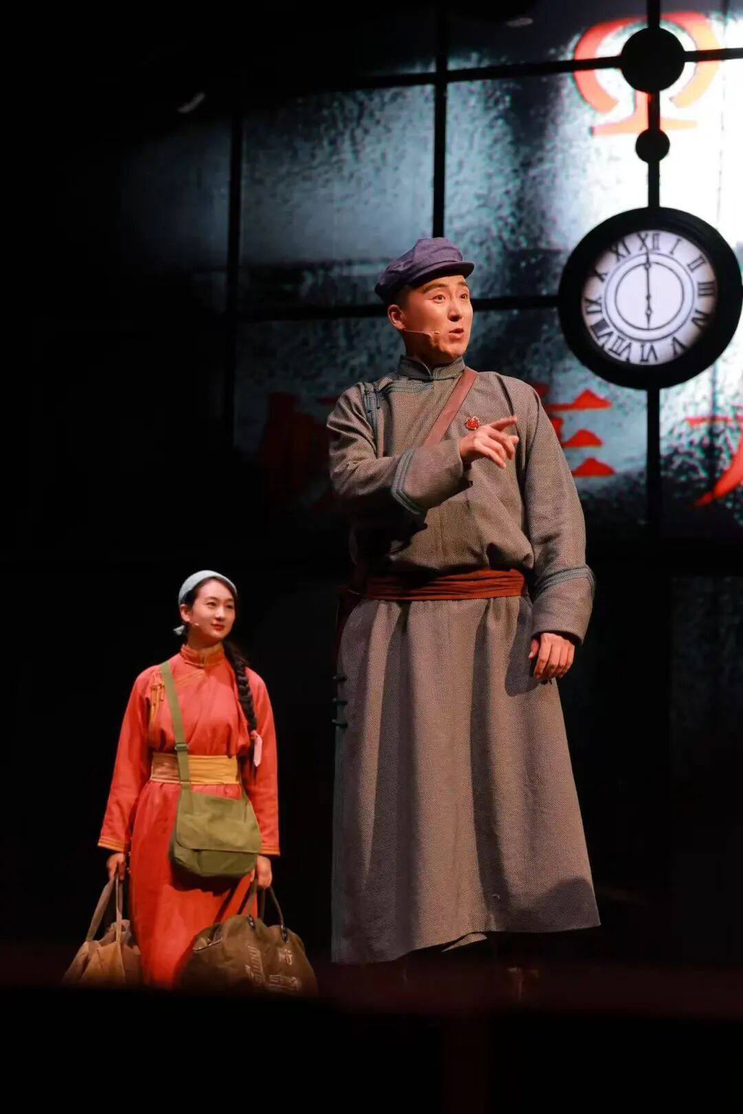 沉浸式戏剧《乌兰牧骑》上演！带您体验“红色文艺轻骑兵”的荣光 第31张