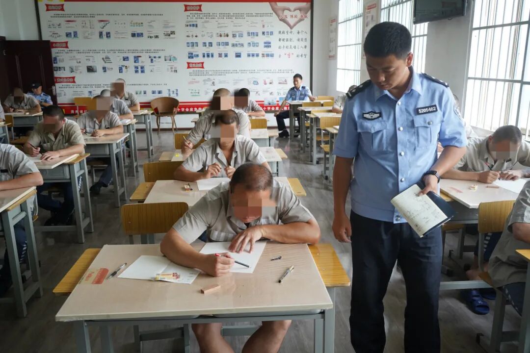 白云监狱服刑人员书法,绘画兴趣交流班正式开班