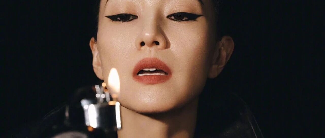 高圆圆,暗涌之力|赏色