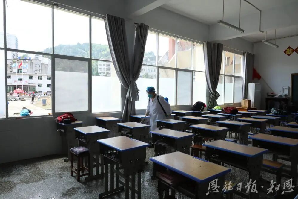 探访湖北咸丰暴雨洪灾现场