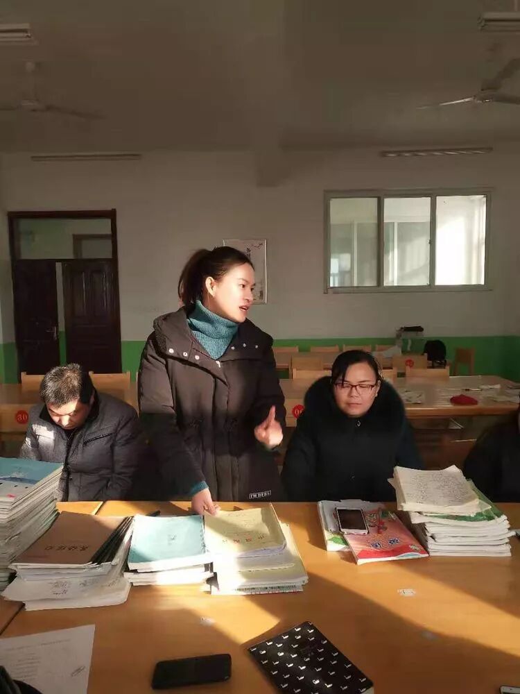 范县第一初级中学举行教研组教师教学业务述职活动