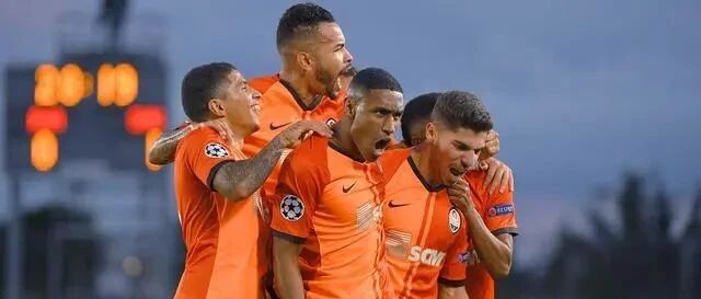 欧冠爆冷击败皇马的背后！矿工其实伤兵满营，首发有多达7名U21