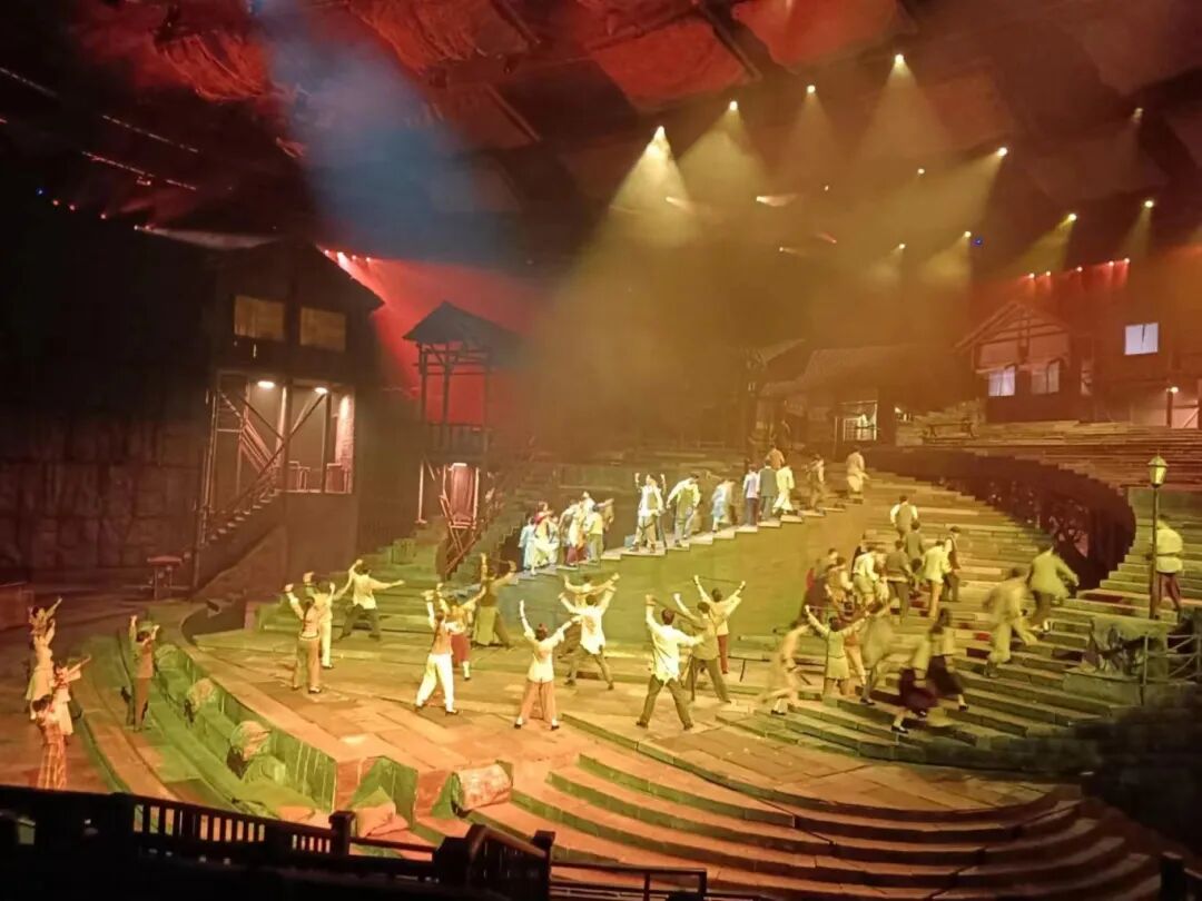 新文投新征程 ｜弘扬红岩精神 传承红色基因 胜天国际集团开展五四青年节主题活动