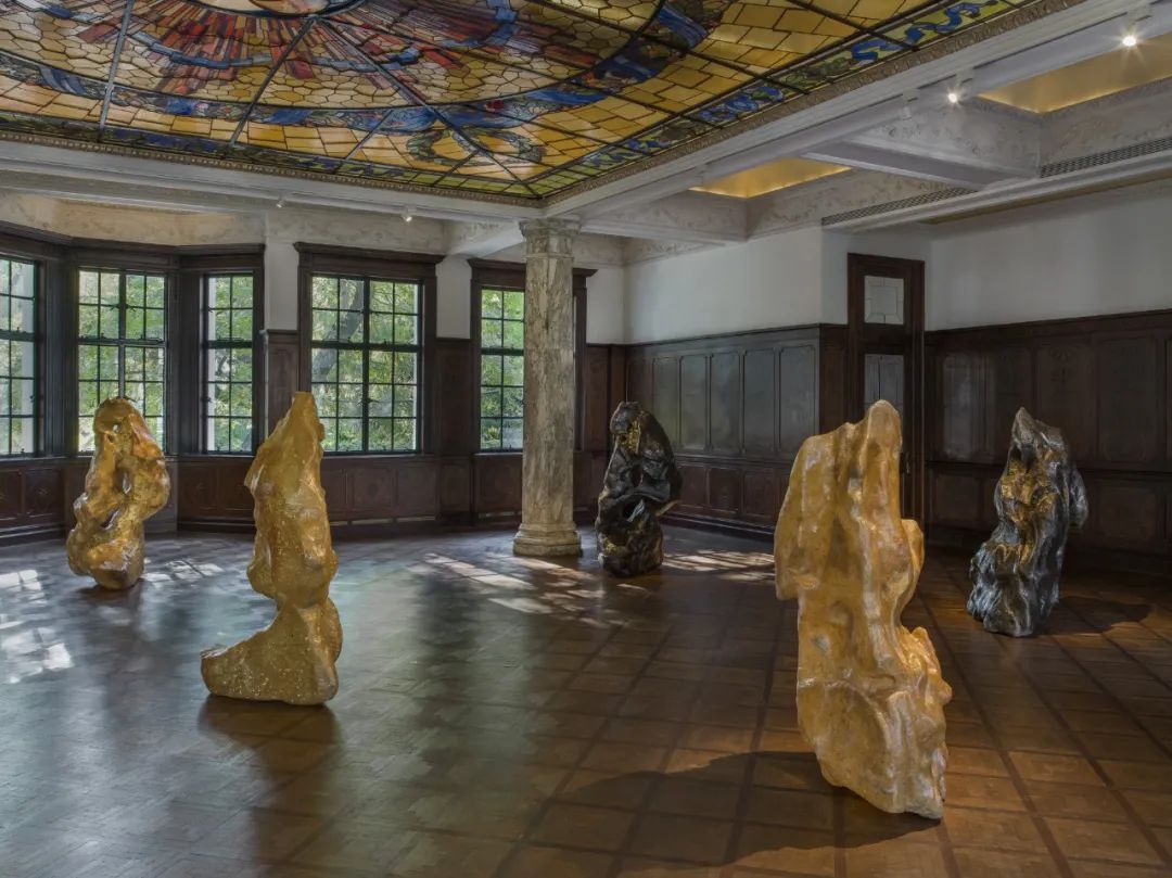 展览艺术家_艺术展览_展览艺术品