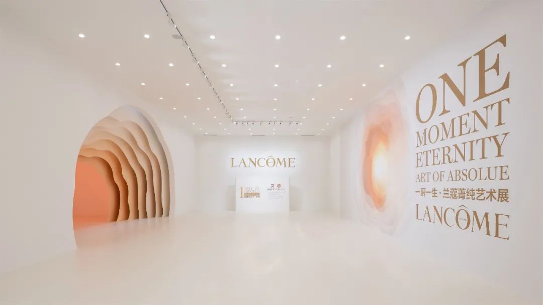 展览艺术家_艺术展览_展览艺术品
