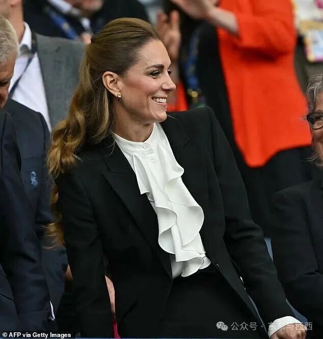 The Princess of Wales appeared to have changed her hair once again as she attended the Women's Rugby World Cup pool A match between England and Australia on Saturday