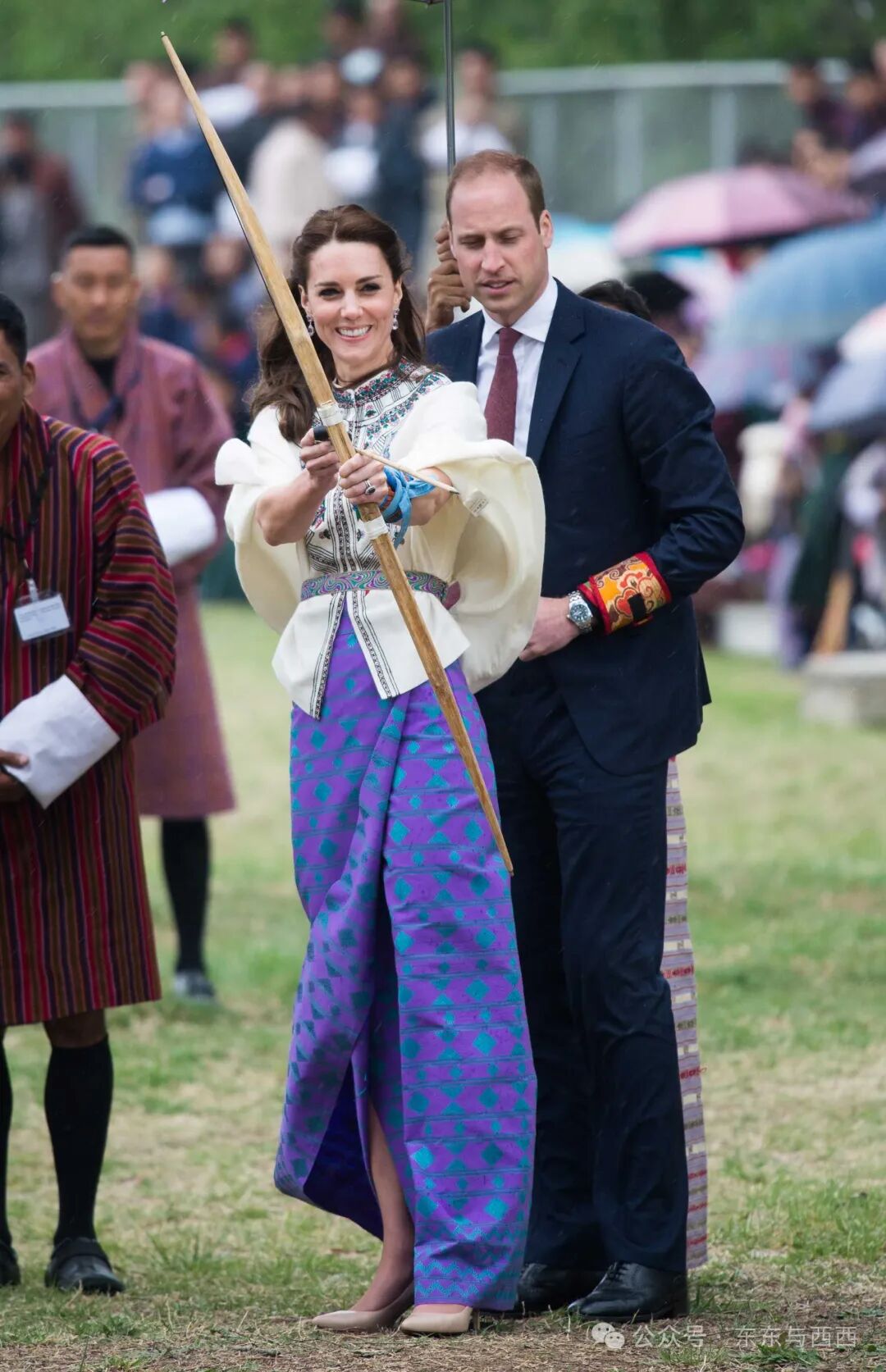 Kate Middleton and Prince WIlliam Meet the King and Queen of Bhutan - royal  tour of India, Asia