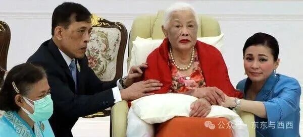 Sirikit, Glamorous Former Queen of Thailand Who Wielded Power, Dies at 93 -  The New York Times