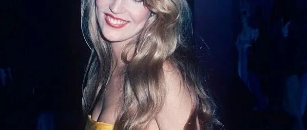 谢天谢地，他俩早该离了！