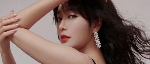 41岁秦岚霸气回怼催婚催生：“我的子宫用不用，关你什么事？ ”