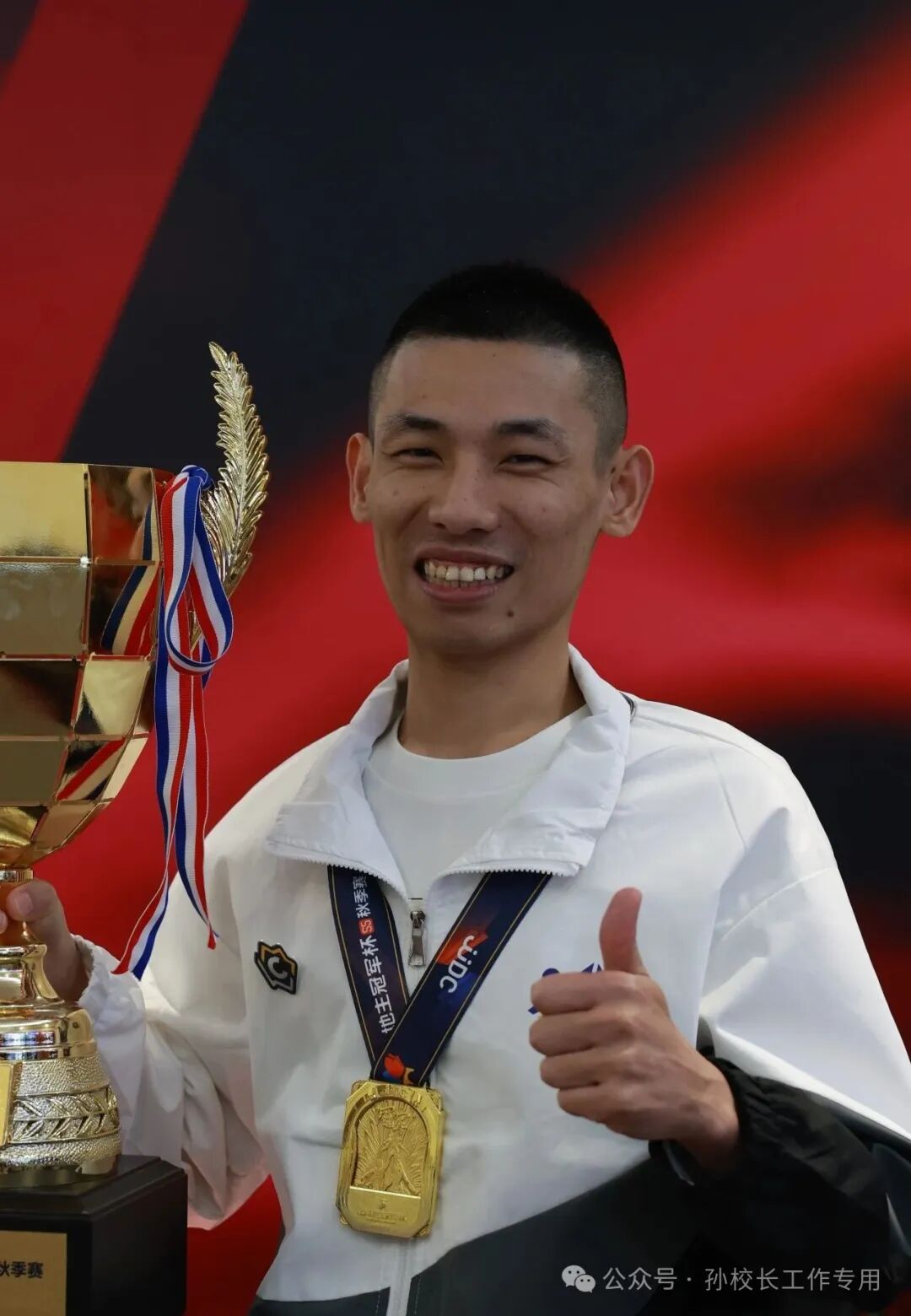 2024年抖音爆火8大网红，直播稳定10万+在线，你经常看哪一个？