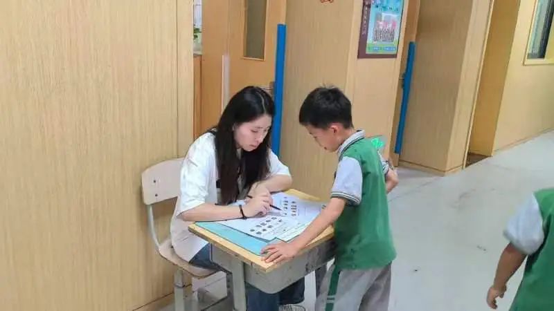 图片关键词