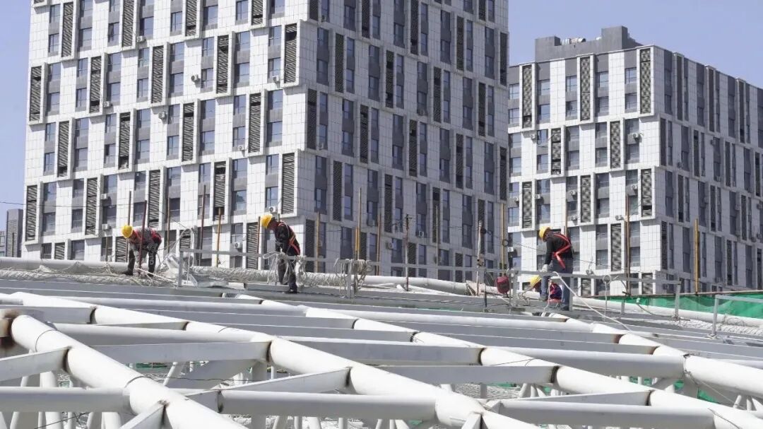 政企协同护航  新疆宝能城全面建设开启.jpg