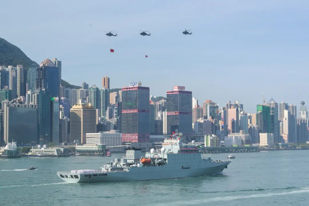 中国双航母编队返港