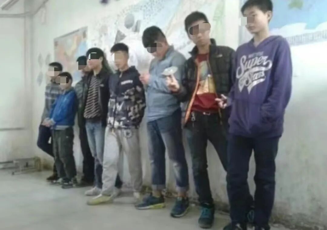 什么罚站只是换种出场方式罢了