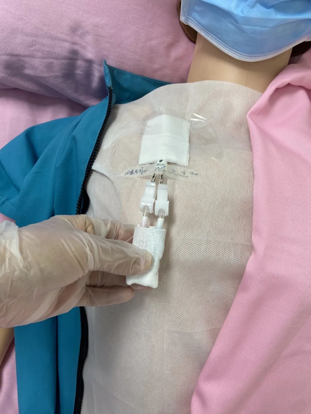 无菌纱块怎么使用一文让你学会透析导管自我换药_https://www.jmylbn.com_新闻资讯_第100张