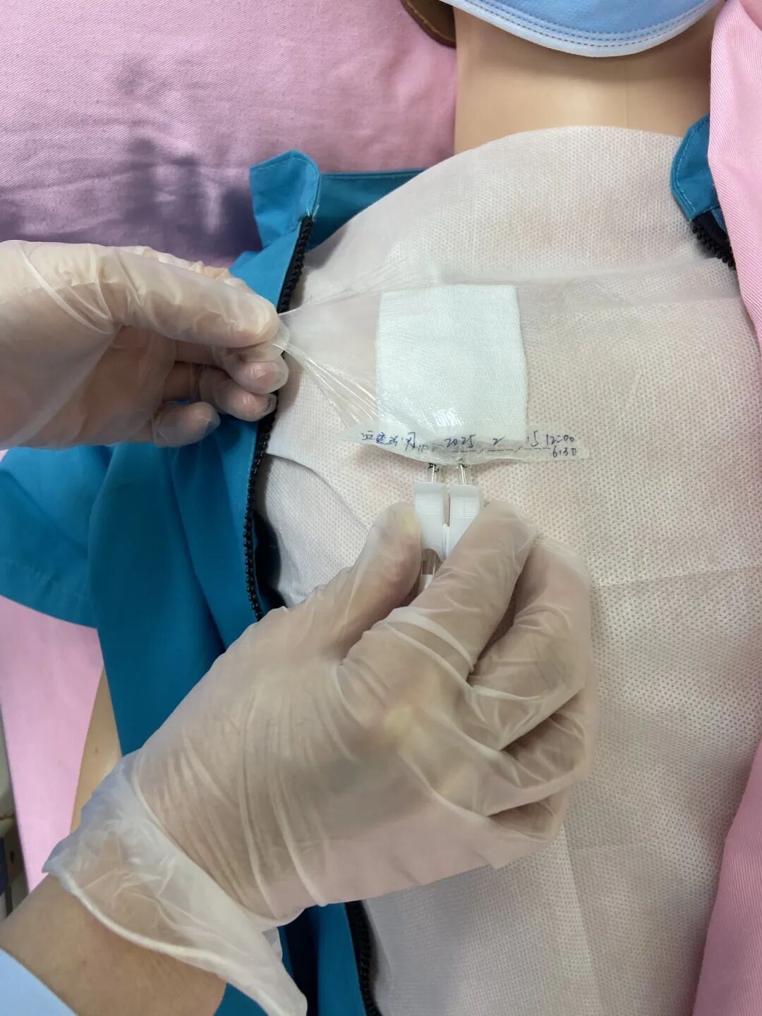 无菌纱块怎么使用一文让你学会透析导管自我换药_https://www.jmylbn.com_新闻资讯_第41张