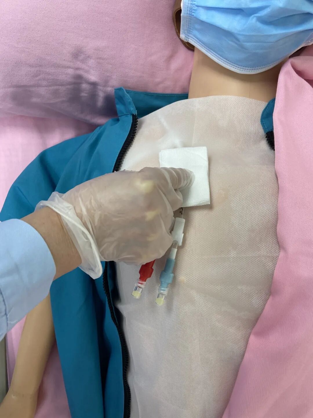 无菌纱块怎么使用一文让你学会透析导管自我换药_https://www.jmylbn.com_新闻资讯_第85张