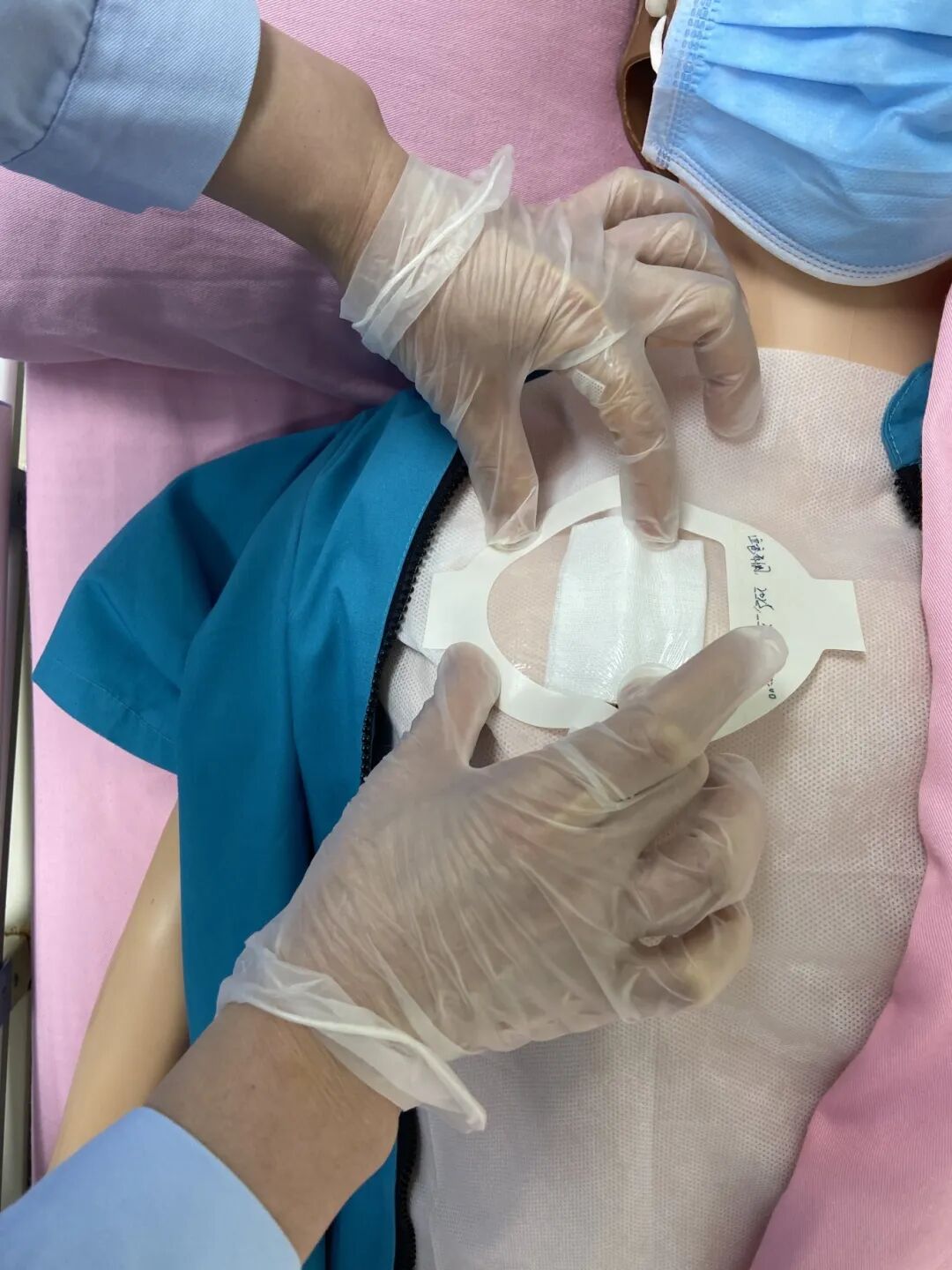 无菌纱块怎么使用一文让你学会透析导管自我换药_https://www.jmylbn.com_新闻资讯_第91张